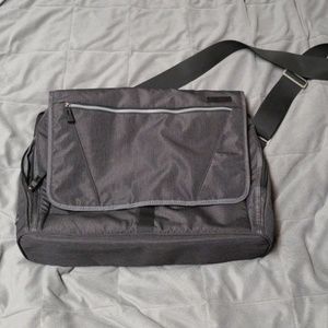 Messenger bag